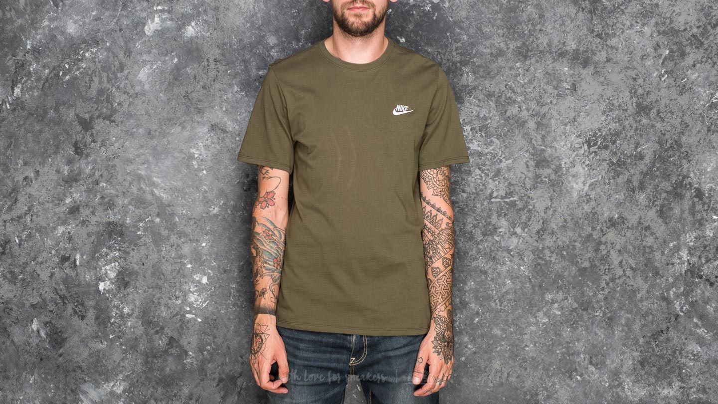 Nike sportswear men's clearance club embroidered futura tee