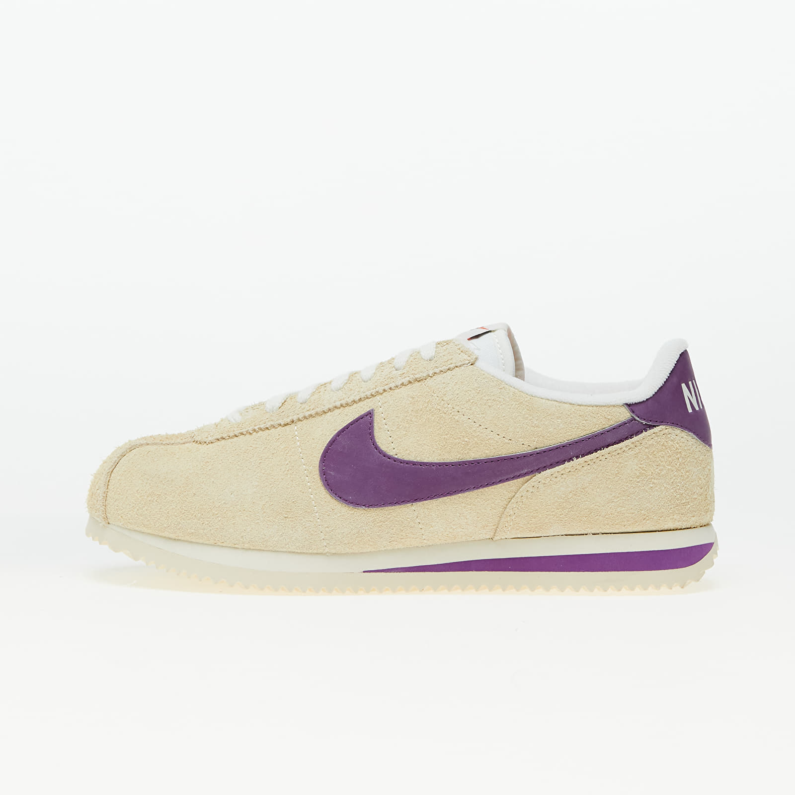 Γυναικεία παπούτσια Nike W Cortez Vintage Muslin/ Viotech-Coconut Milk-Black