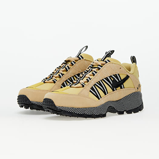 Women s shoes Nike W Air Humara Sesame Black Saturn Gold Sea