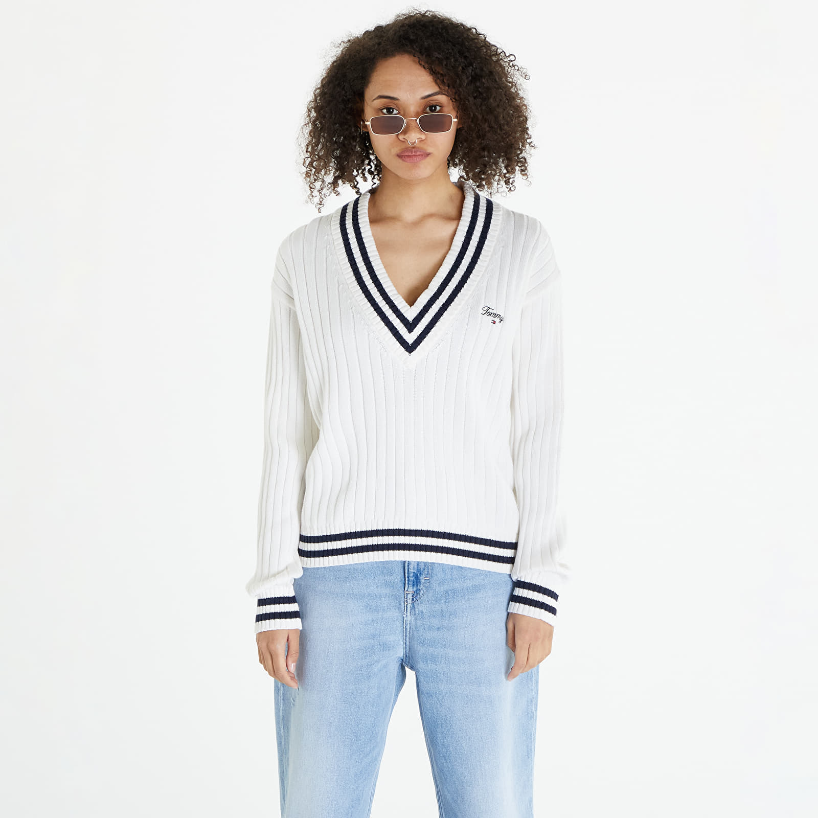 Пуловери Tommy Jeans Script V Neck Rib Sweater Ancient White
