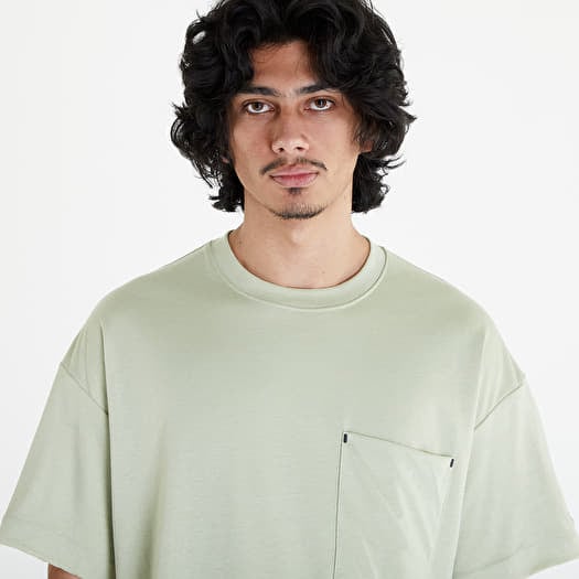 Nike tech pack t shirt deals