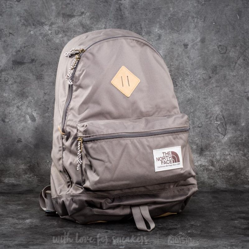 north face berkley backpack The Berkeley Daypack, OS, Timber Tan/TNF Black THE NORTH FACE BERKELEY DAYPACK