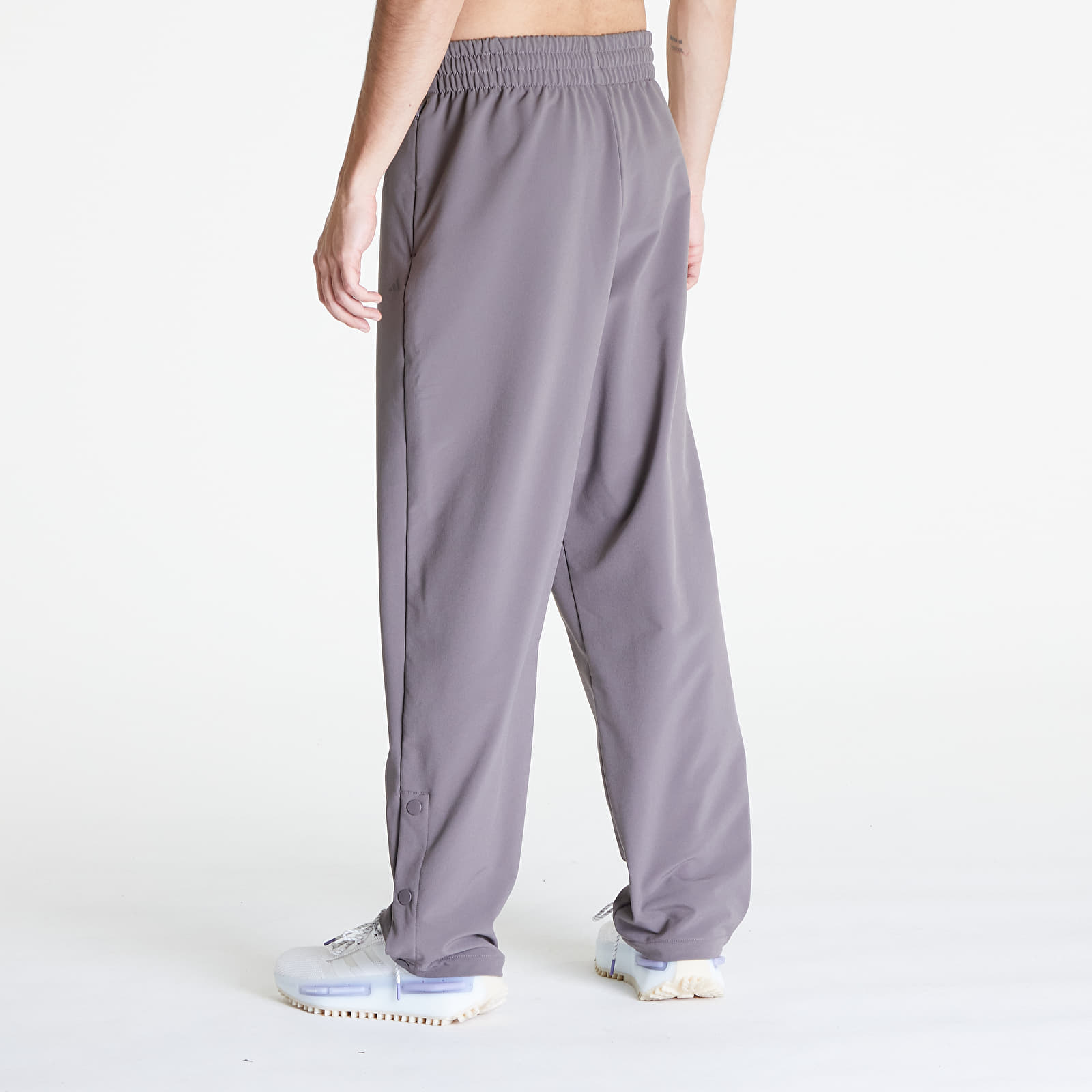 Pants adidas Adicolor Basketball Pant UNISEX Chacoa