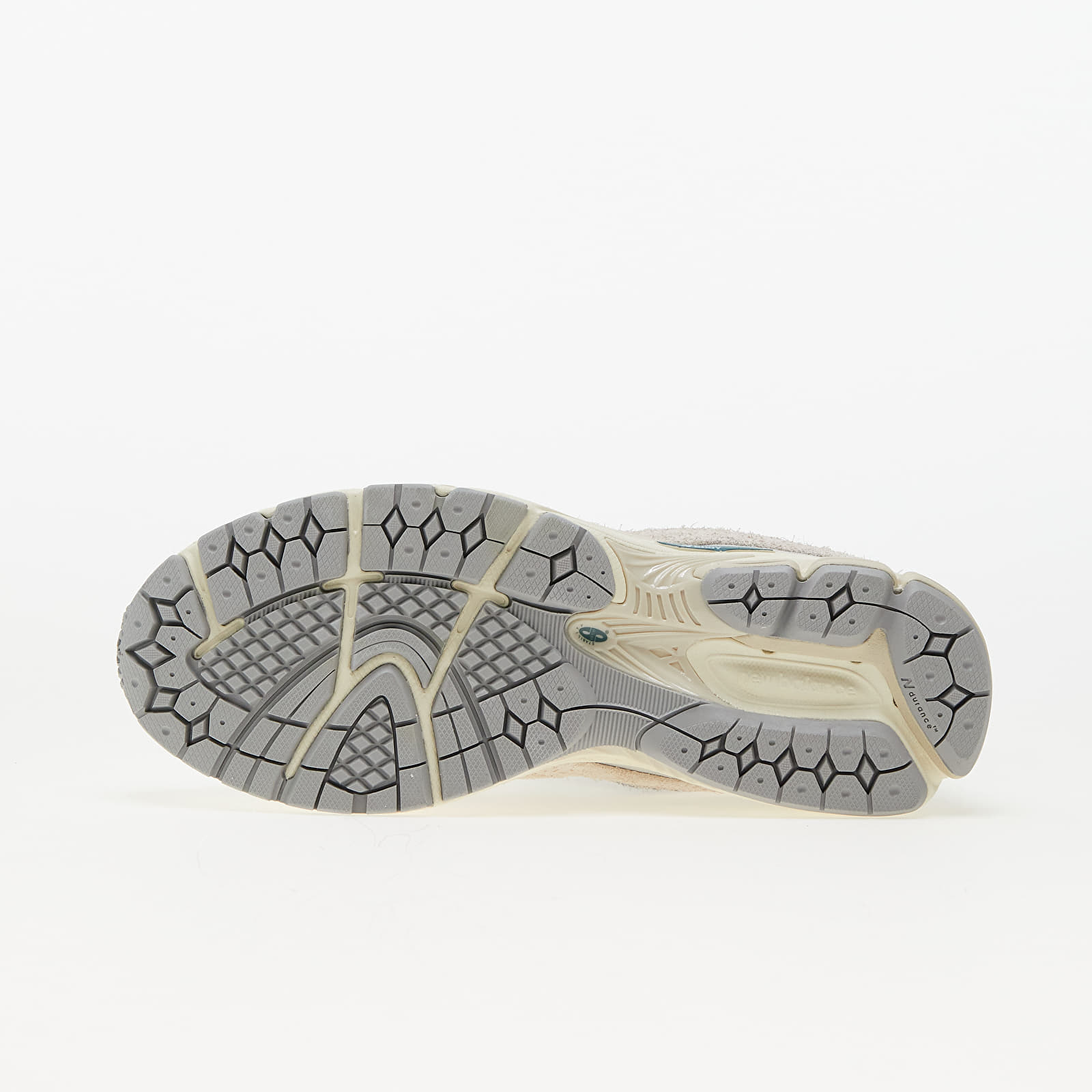 Buty męskie New Balance 2002R Linen/ Concrete Grey/ Slate Grey
