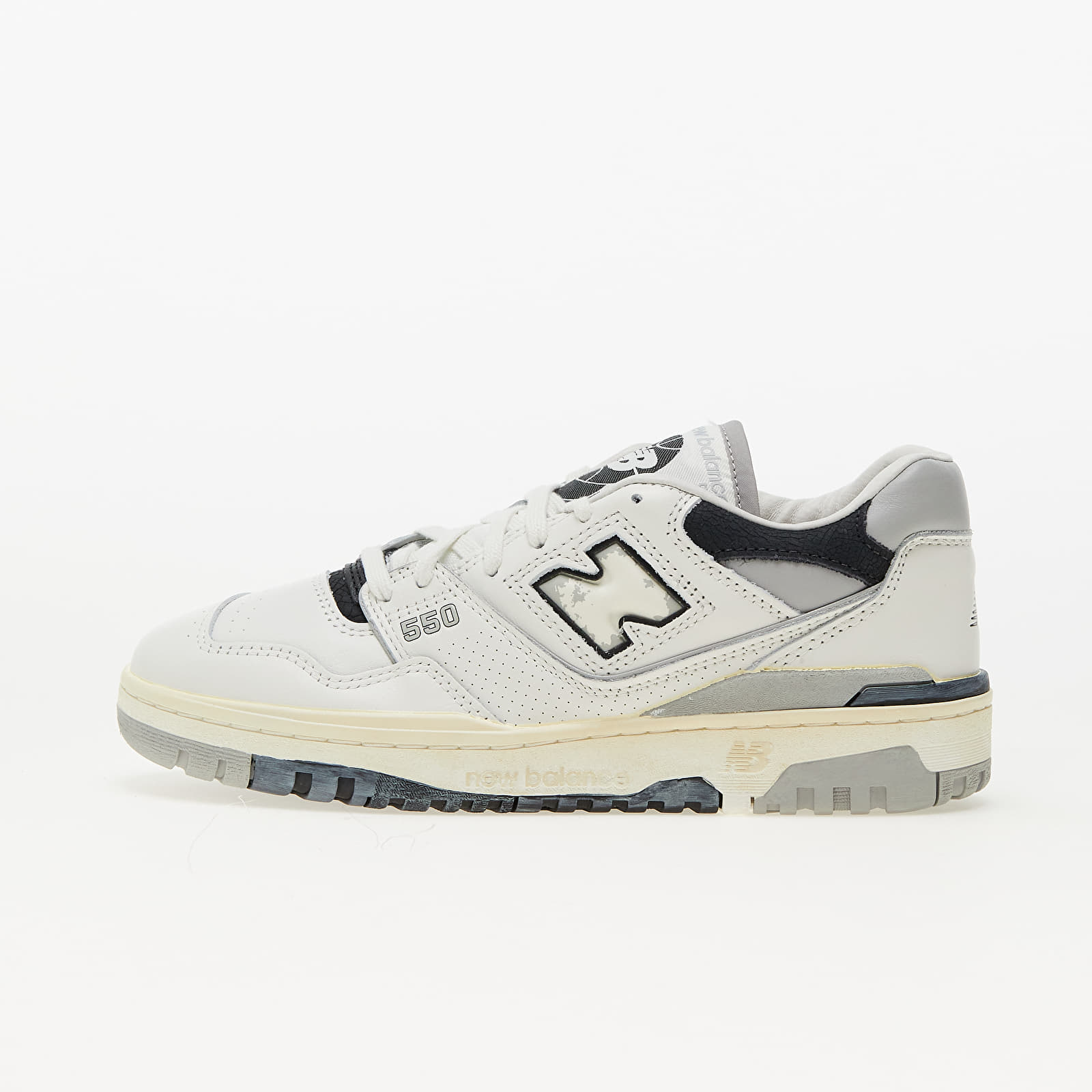 Men s shoes New Balance 550 Sea Salt Vintage Black Footshop