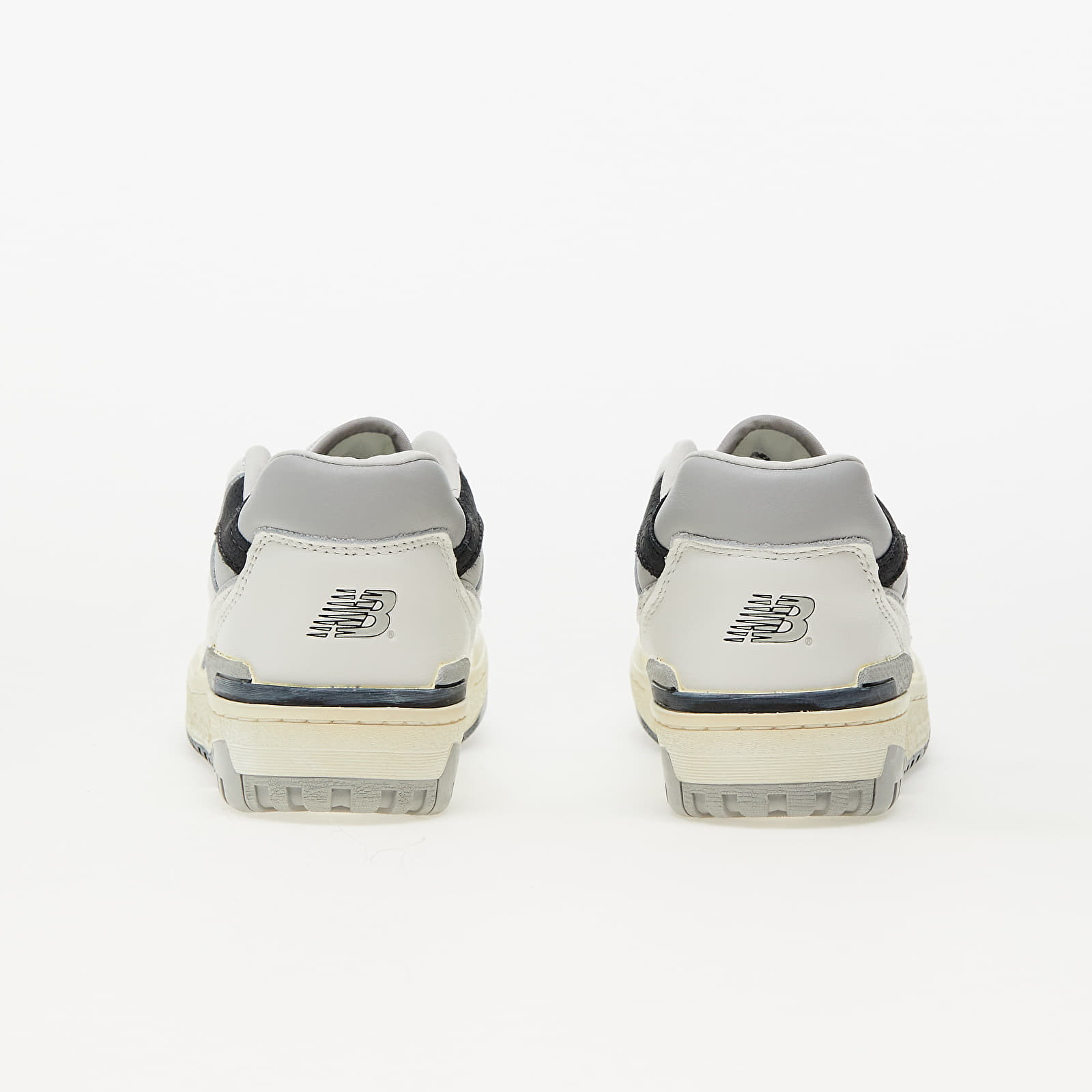 Men s shoes New Balance 550 Sea Salt Vintage Black Footshop