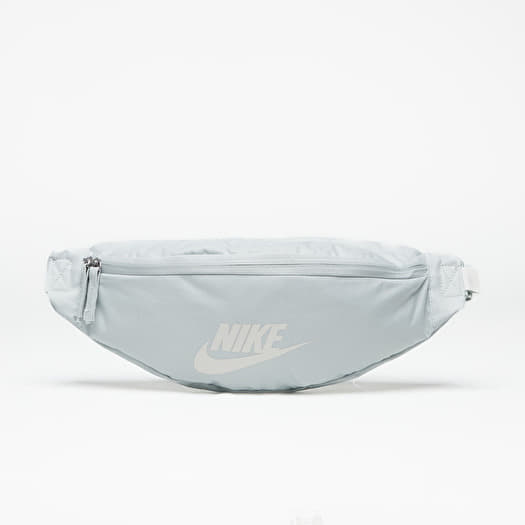 Waistbag Nike Heritage Waistpack Light Silver/ Light Silver/ Phantom
