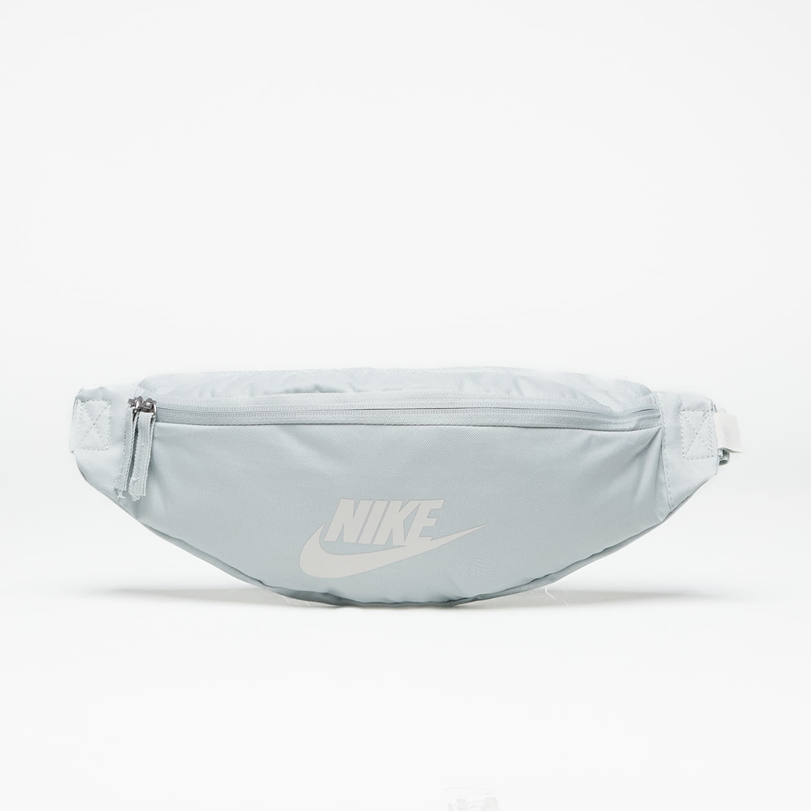 Genți de șold Nike Heritage Waistpack Light Silver/ Light Silver/ Phantom
