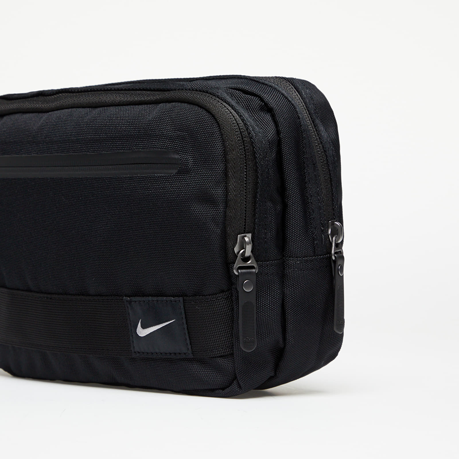 Bags backpacks Nike Fiftyone 49 Toiletry Kit Black Black Silver Footshop