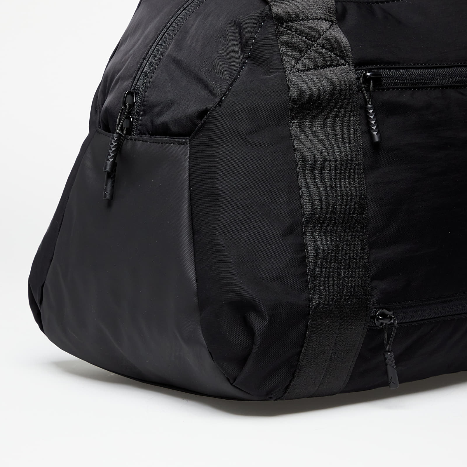 Taschen  Jordan Alpha Duffle Black