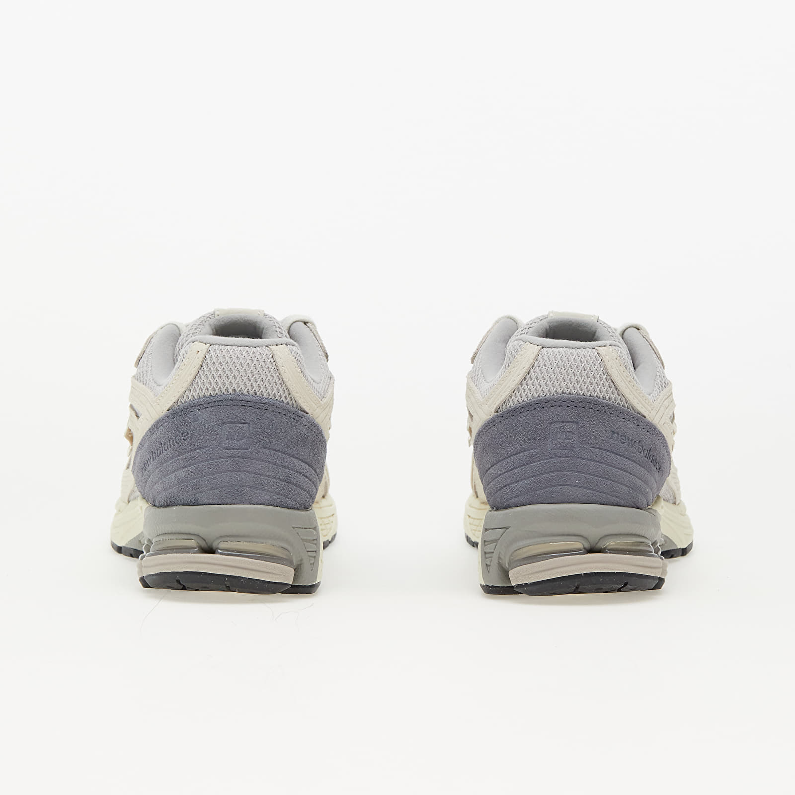 Pánske tenisky a topánky New Balance 1906 Silver Metallic/ Whtie/ Crimson