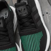 adidas gazelle silver green womens adidas Swift Run (CG4112) - White