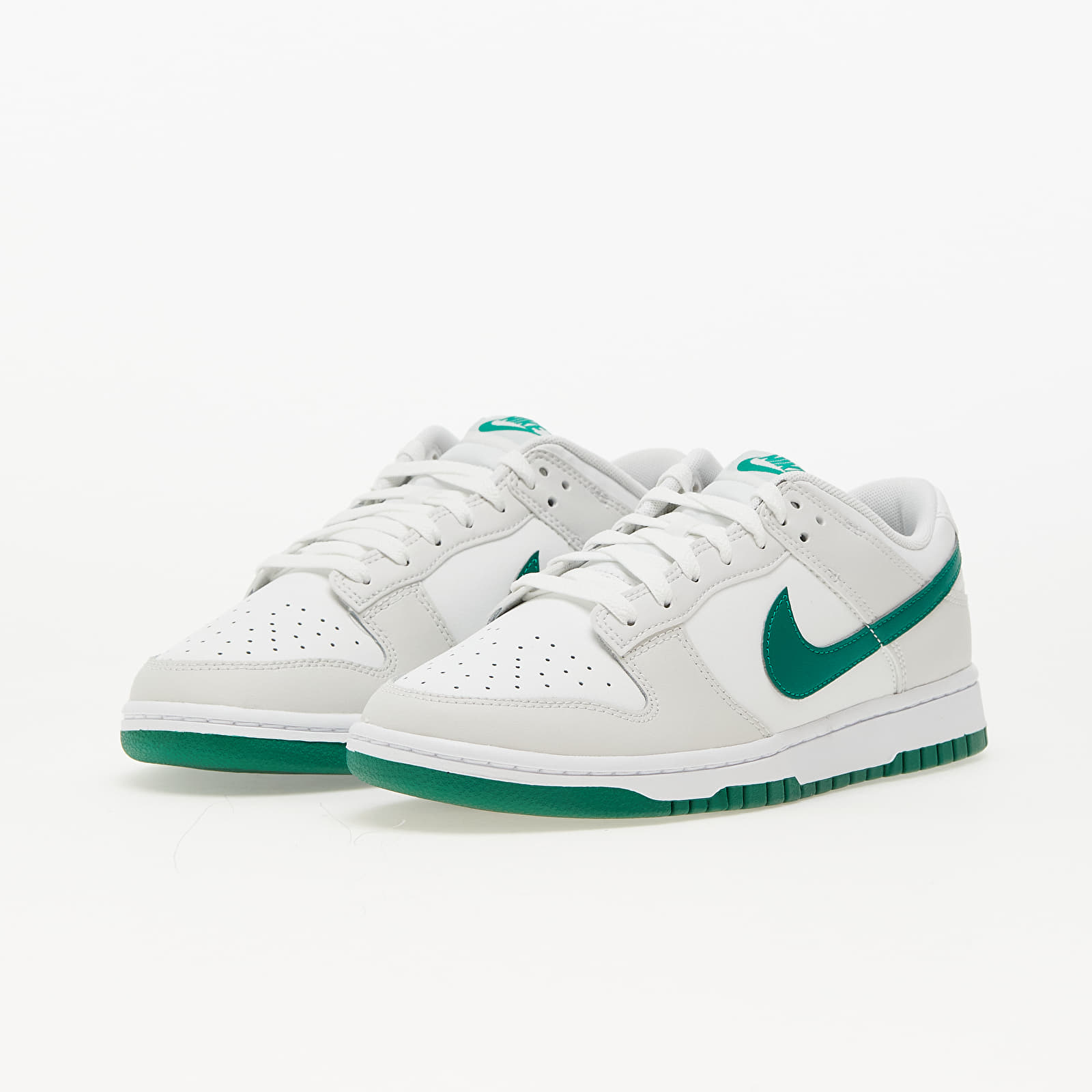 Ανδρικά παπούτσια Nike Dunk Low Retro Summit White/ Malachite-Platinum Tint