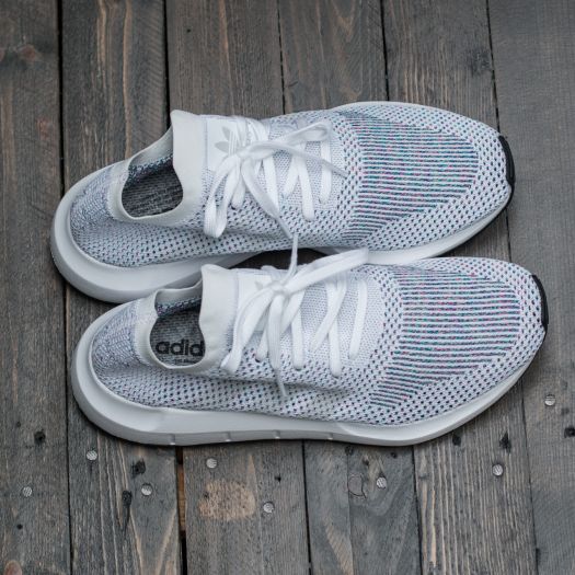 Swift run primeknit shoes womens top
