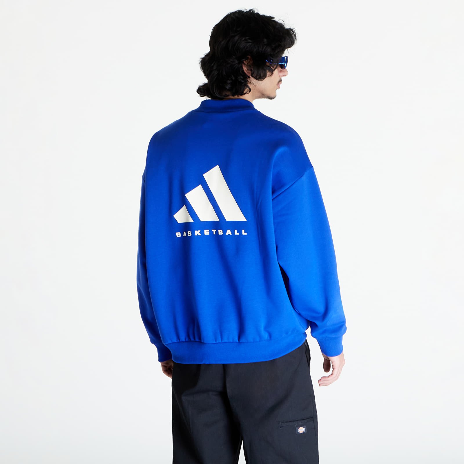 Hoodies and sweatshirts  adidas One Fleece Basketball Crewneck Sweatshirt UNISEX Lucid Blue