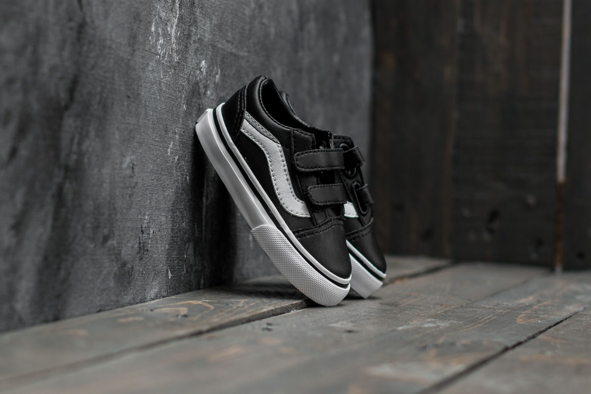 Sneaker und Schuhe für Kinder Vans Old Skool V (Classic Tumble) Black/ True White