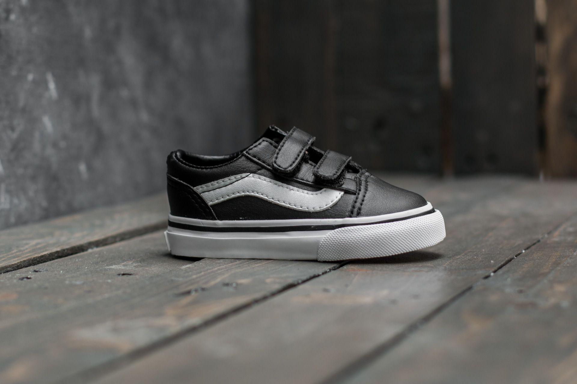 Sneaker und Schuhe für Kinder Vans Old Skool V (Classic Tumble) Black/ True White