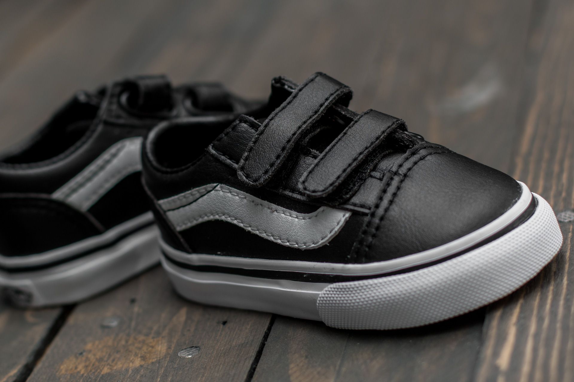 Sneaker und Schuhe für Kinder Vans Old Skool V (Classic Tumble) Black/ True White