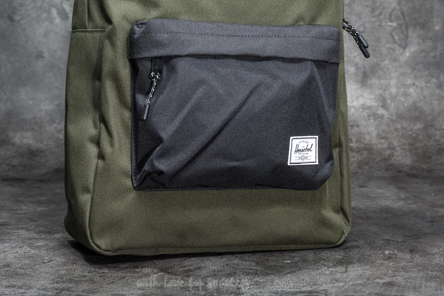 Herschel forest night black sale