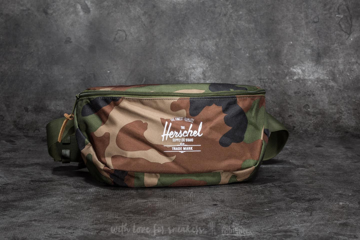 Hip bags Herschel Supply Co. Sixteen Hip Pack Woodland Camo