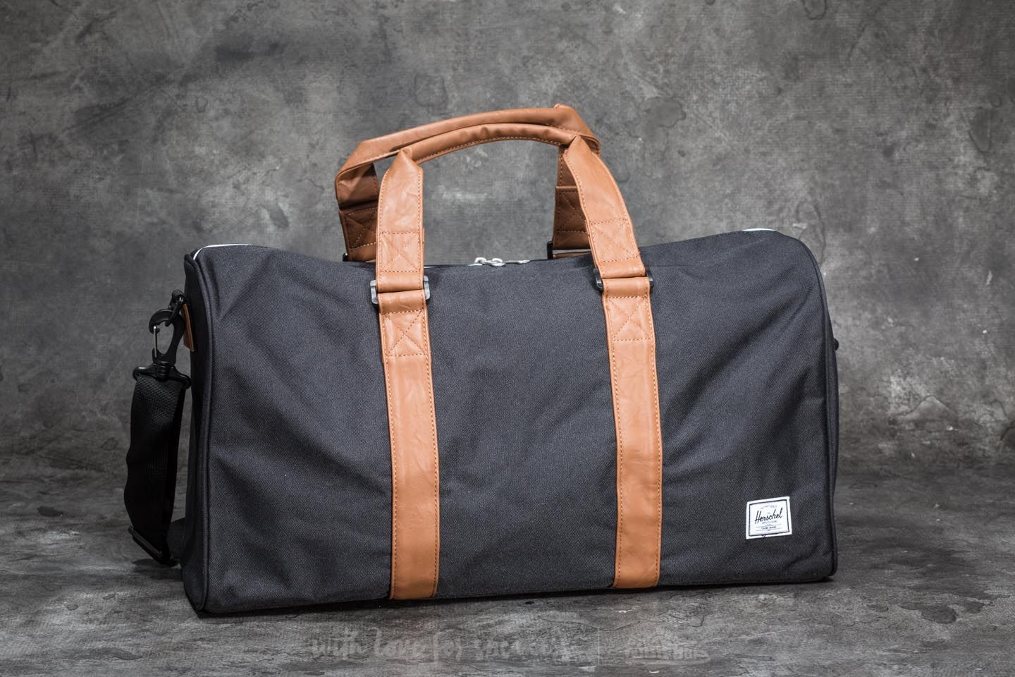 Crossbody bags Herschel Supply Ravine Duffle Bag Black Footshop