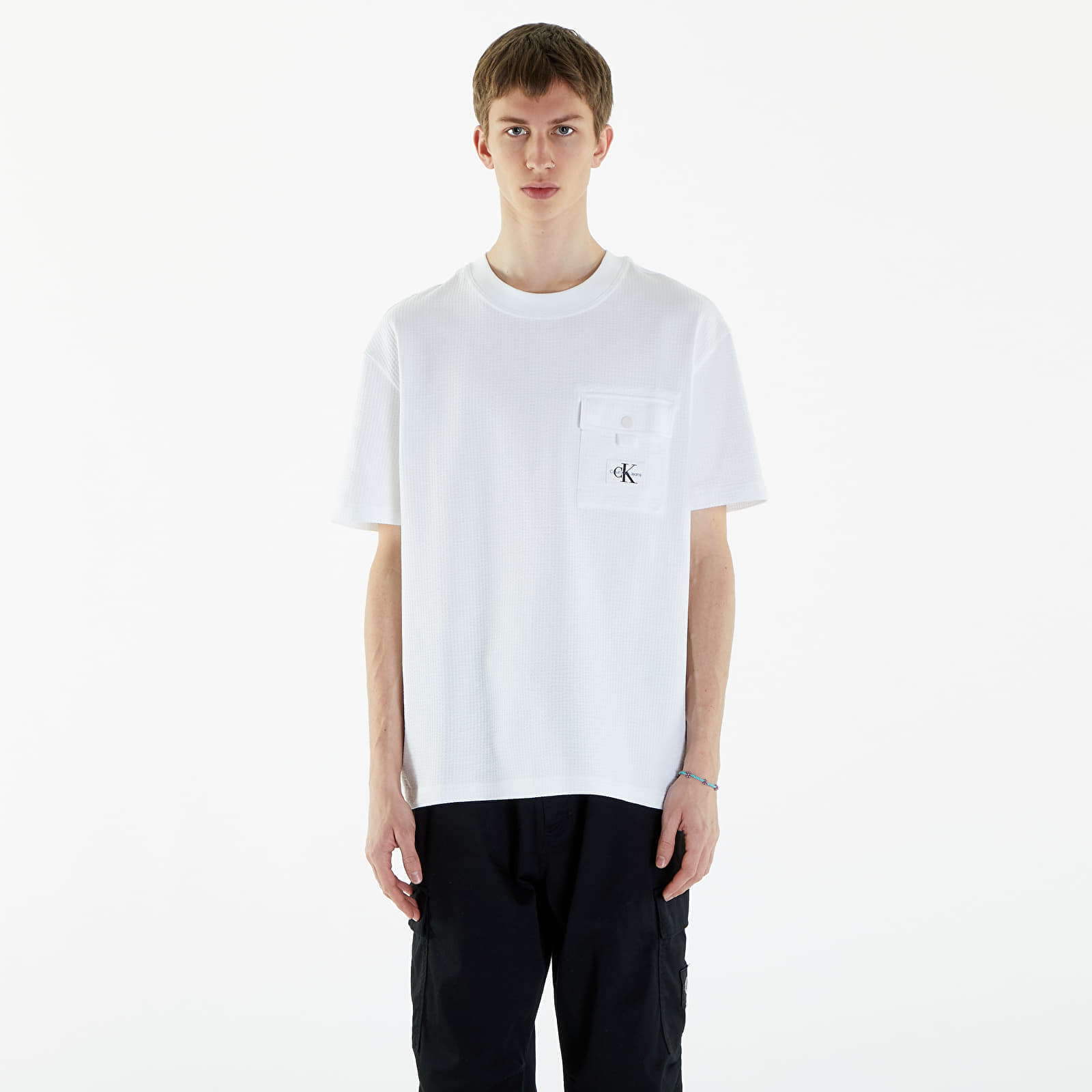 Levně Calvin Klein Jeans Texture Pocket Short Sleeve T-Shirt Bright White