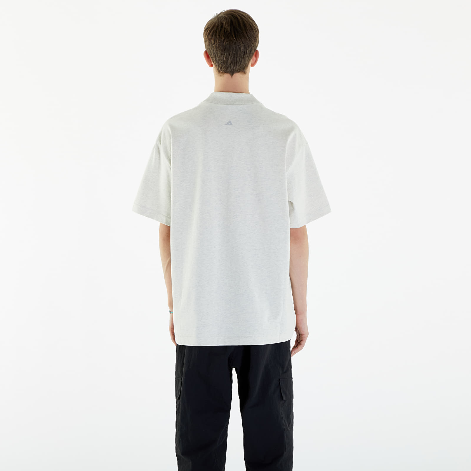 T-shirts adidas Basketball Tee UNISEX Cream White Melange