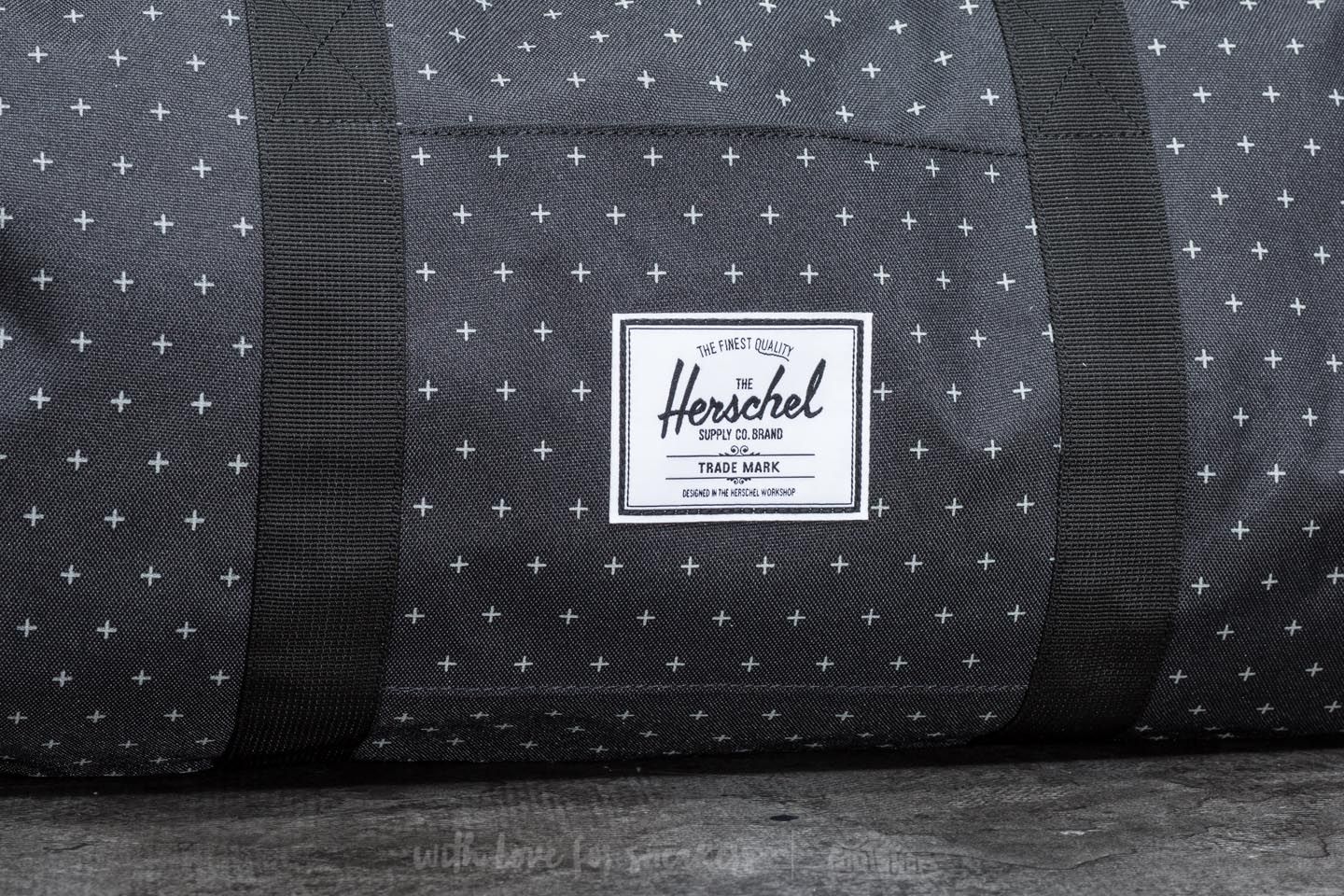 Crossbody bags Herschel Supply Co. Sutton Mid-Volume Duffle Bag Black Gridlock