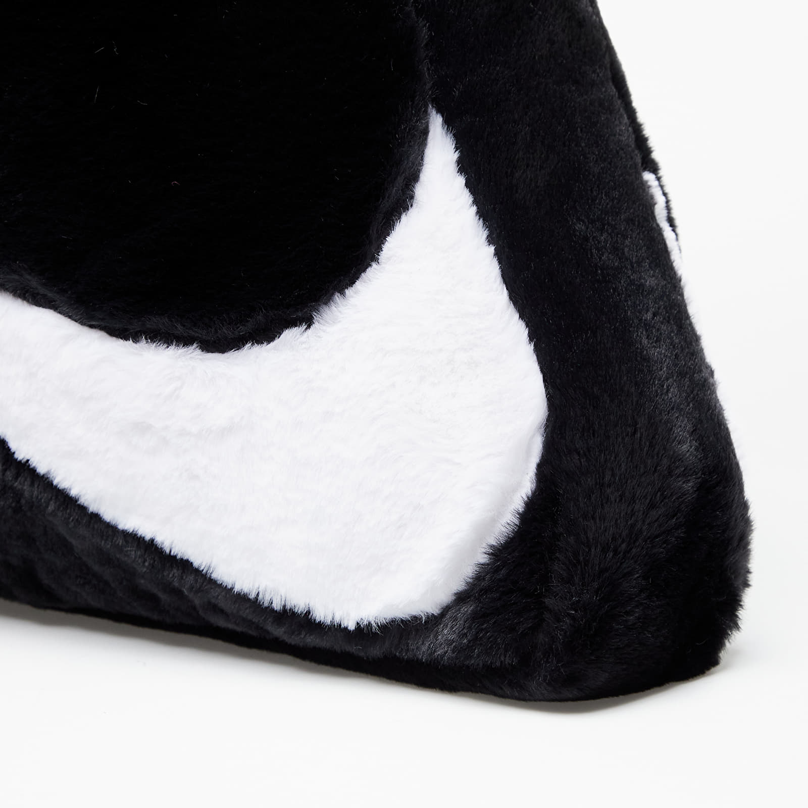 Torby przez ramię Nike Sportswear Women's Faux Fur Tote Black/ Black/ White
