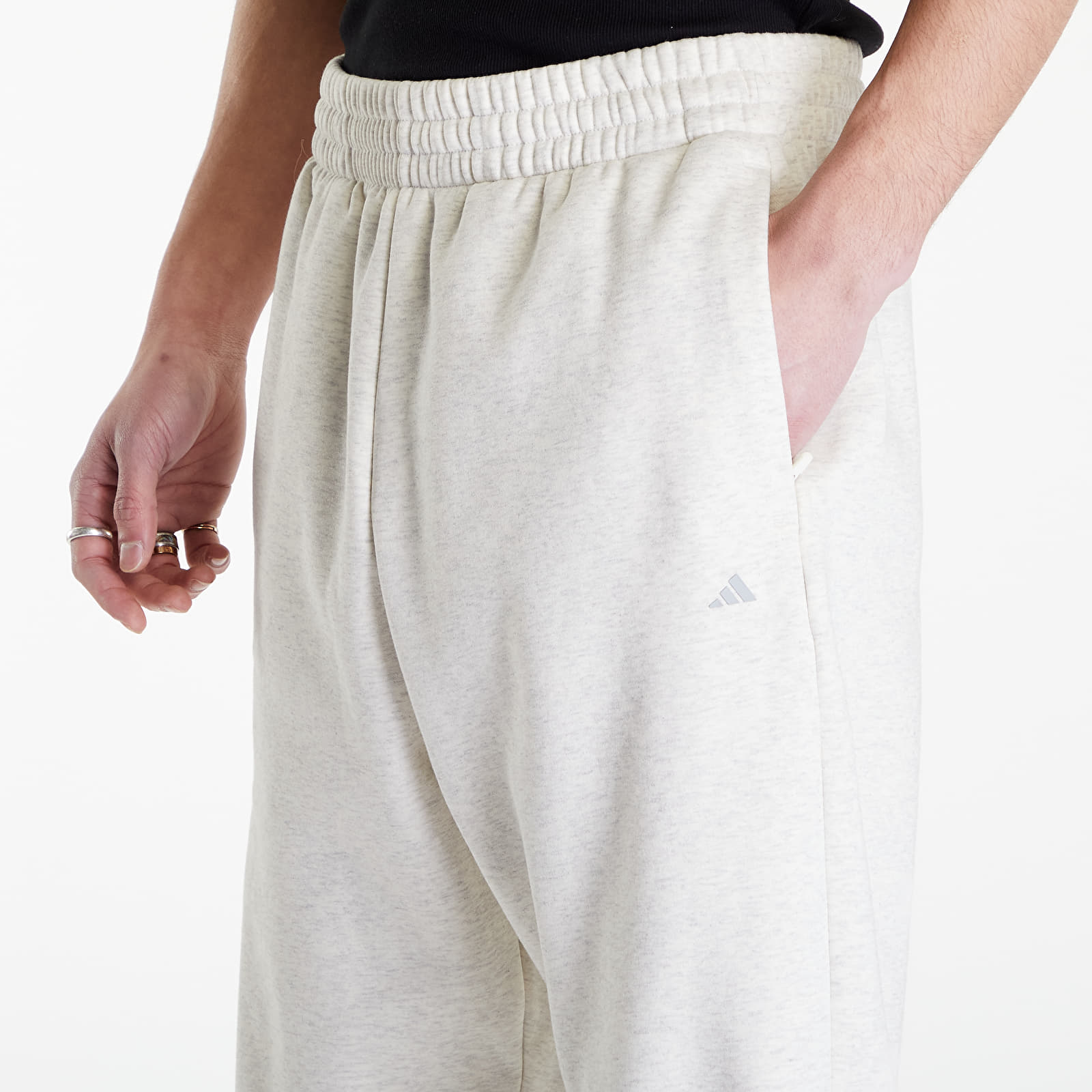 Jogger Pants adidas Adicolor Classics Basketball Fleece Jogger UNISEX Cream White Mel