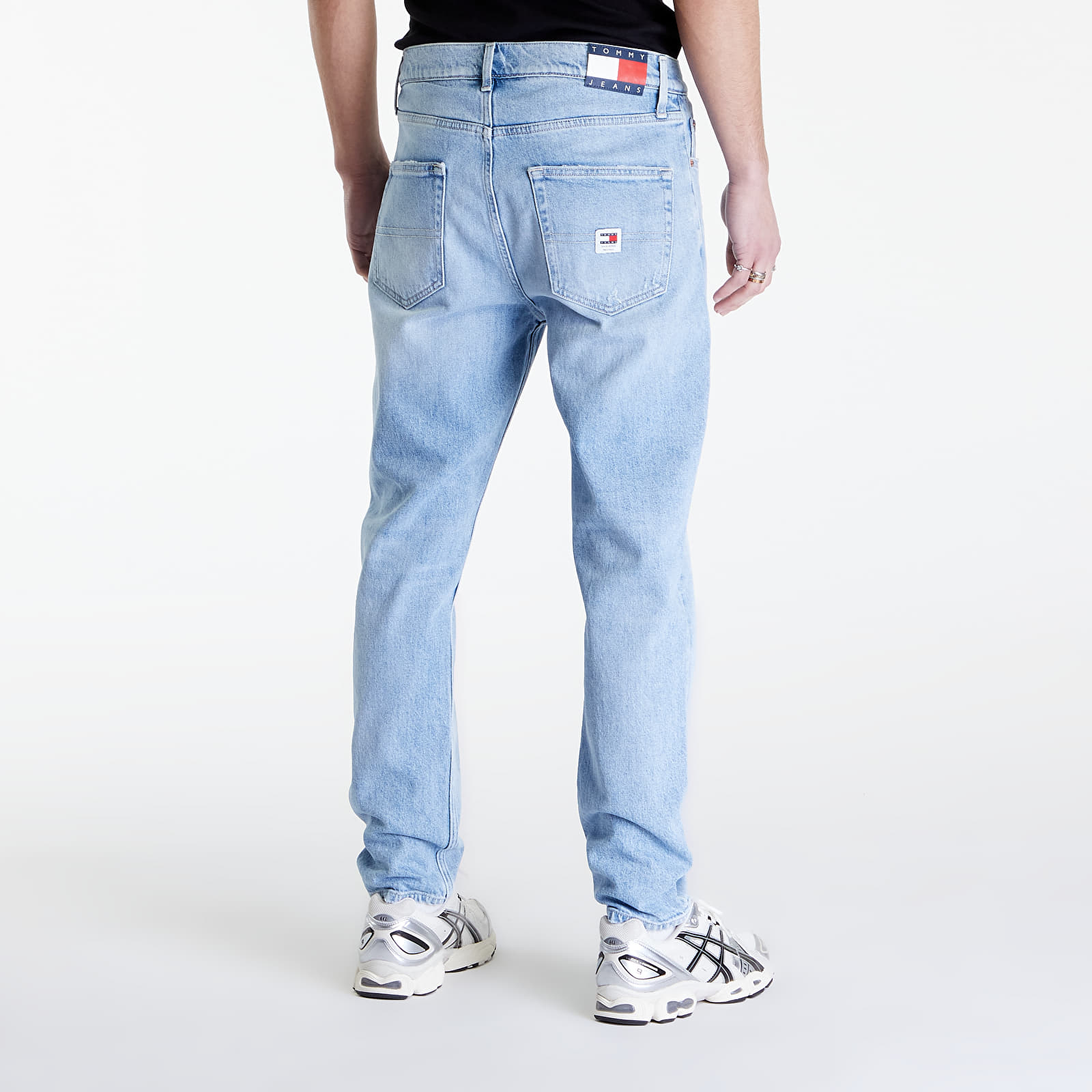 Blugi Tommy Jeans Dad Jean Regular Tapered B Denim Light