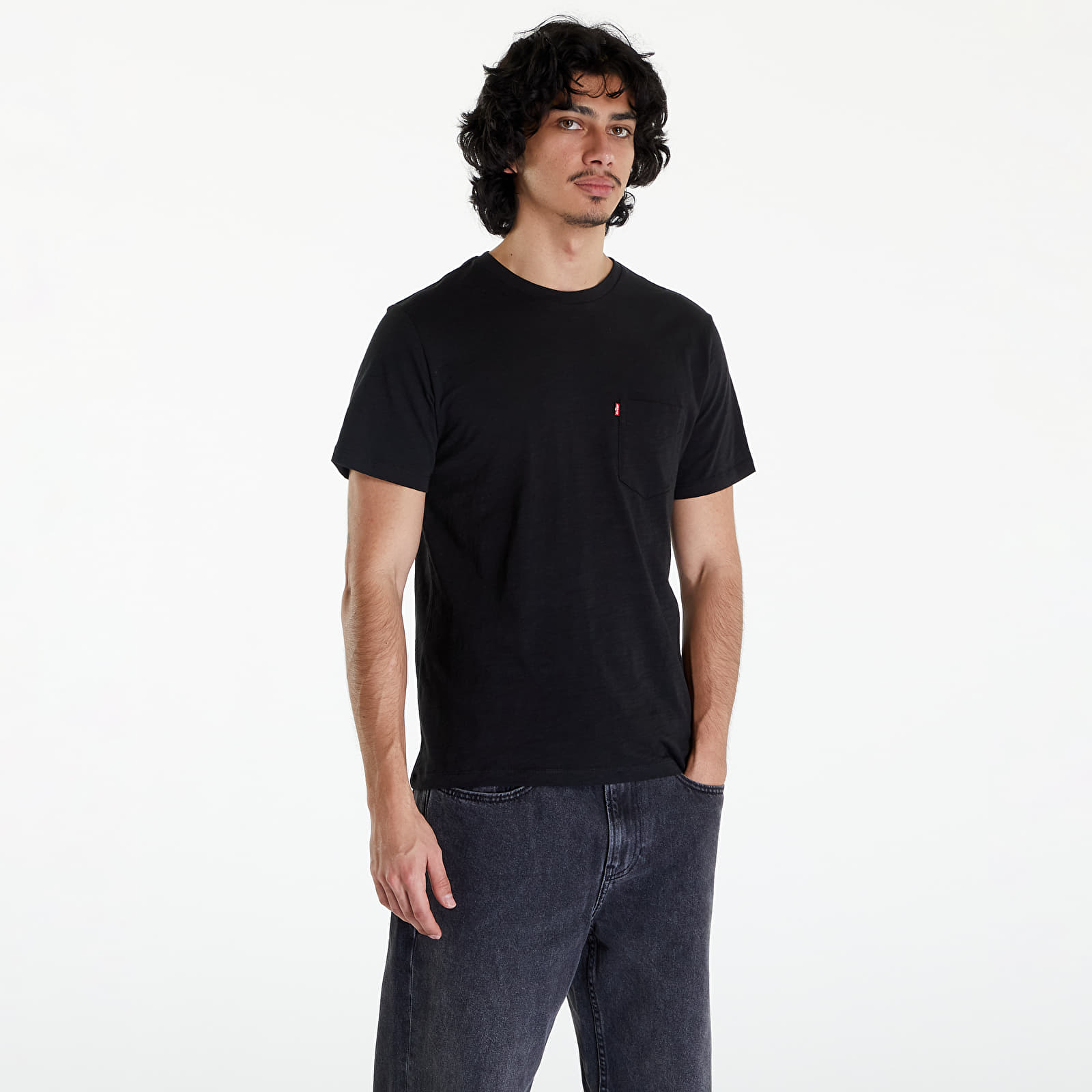Pólók Levi's® Classic Pocket Short Sleeve Tee Black