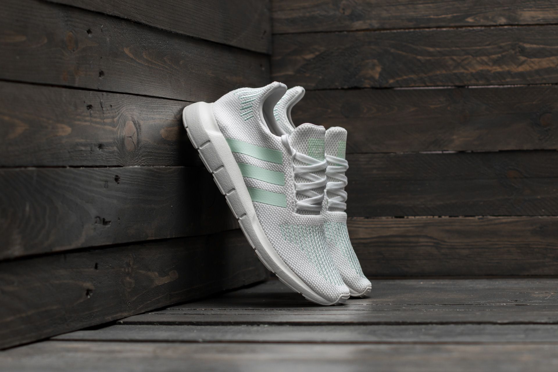 Adidas swift run easy mint sale