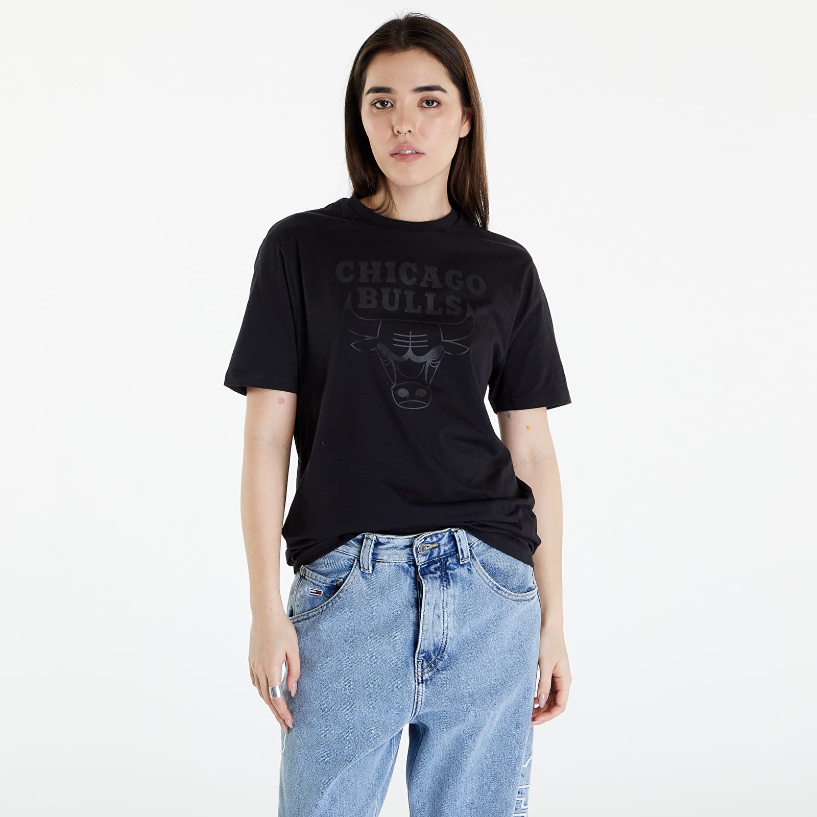 T-shirts New Era NOS NBA Regular Tee Chicago Bulls UNISEX Black/ Black