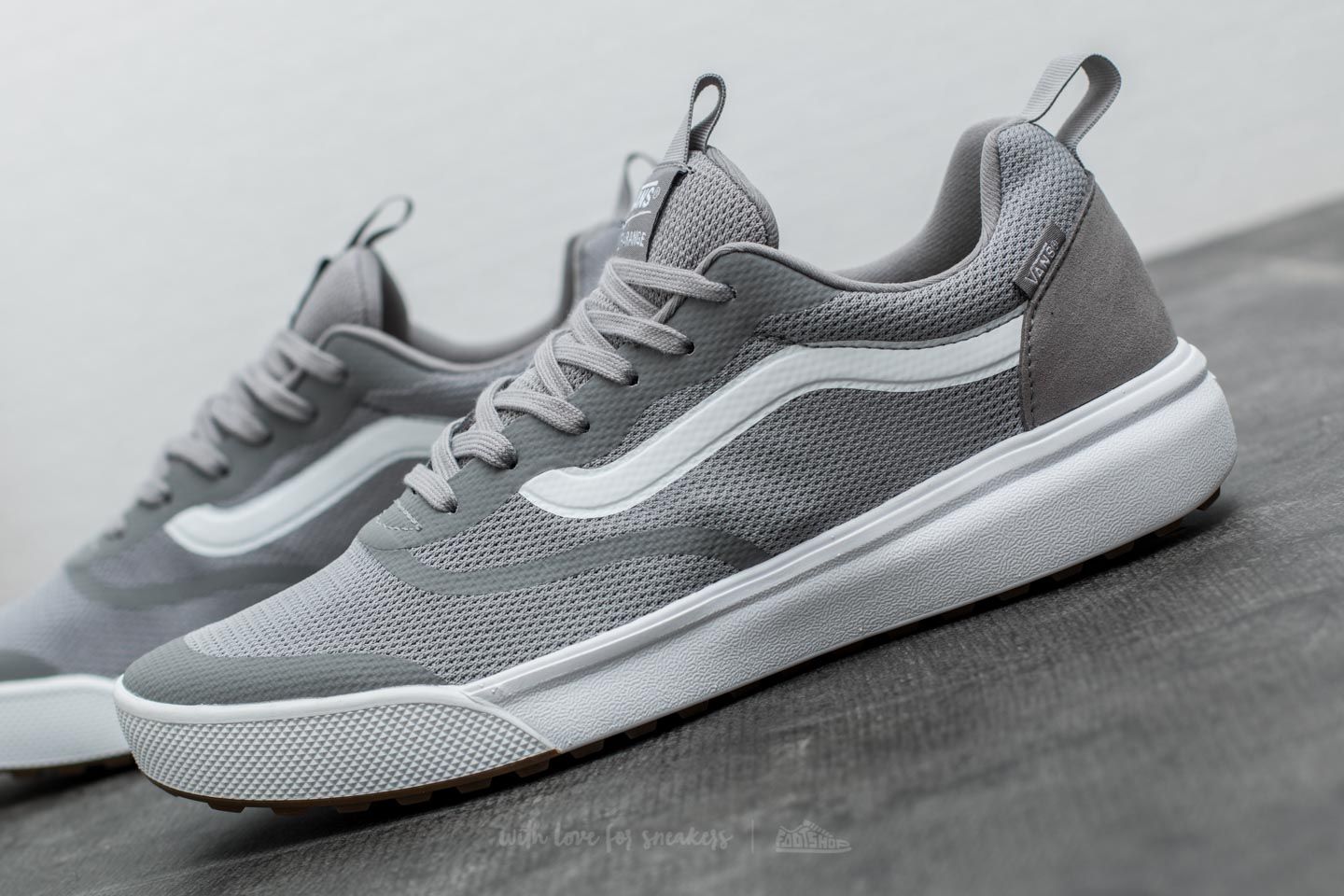 Men s shoes Vans UltraRange Rapidweld Frost Gray Footshop