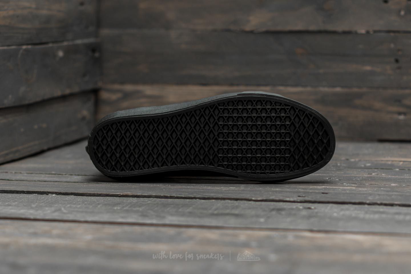 Vans mono deals chambray