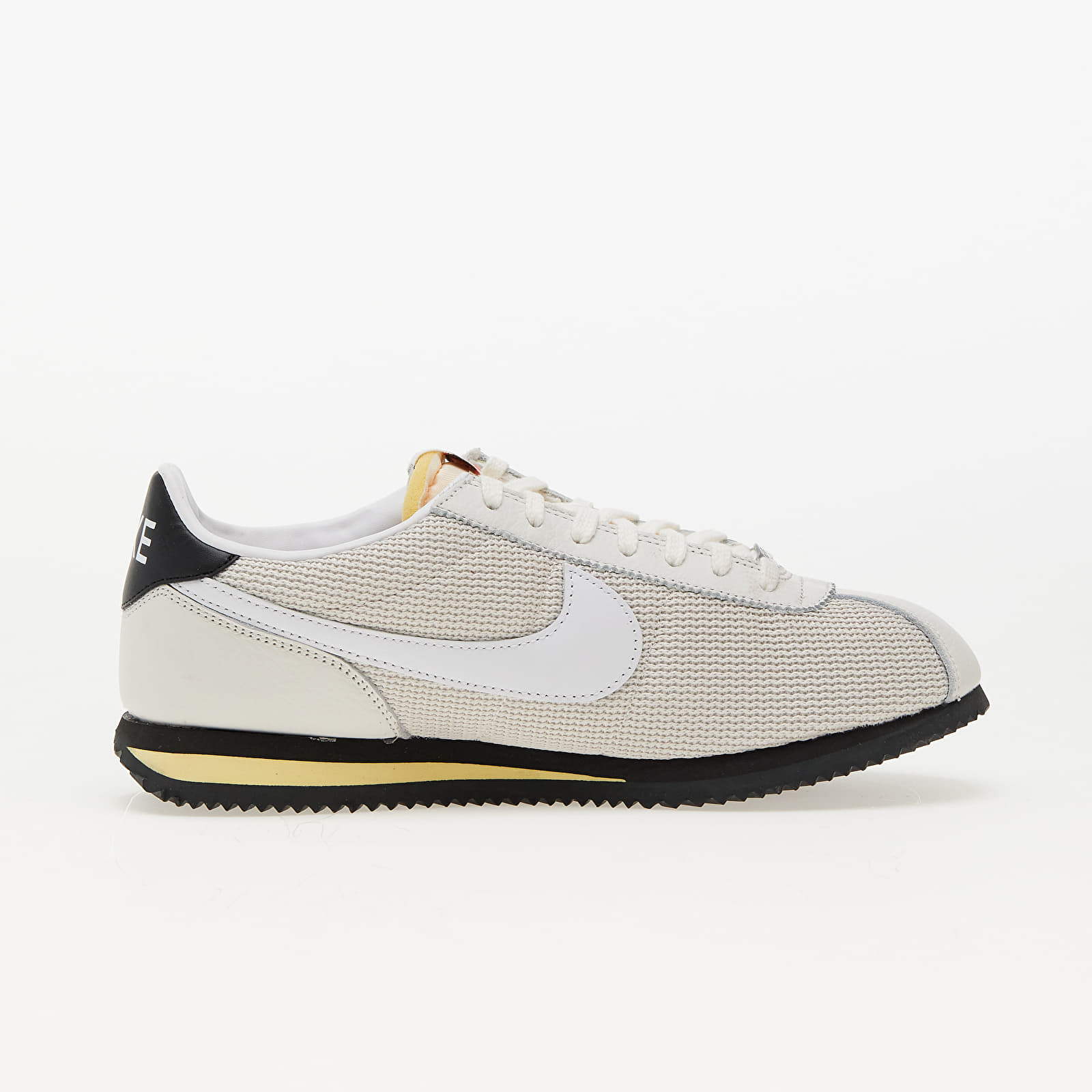 Cortez phantom outlet