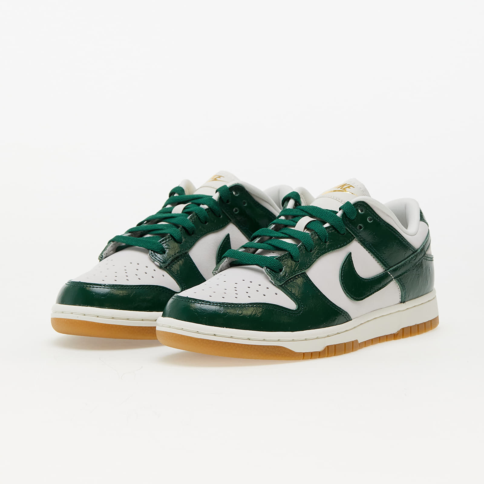 Green and gold nikes hotsell