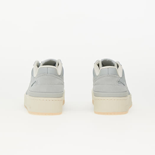 Adidas hotsell silver stripes