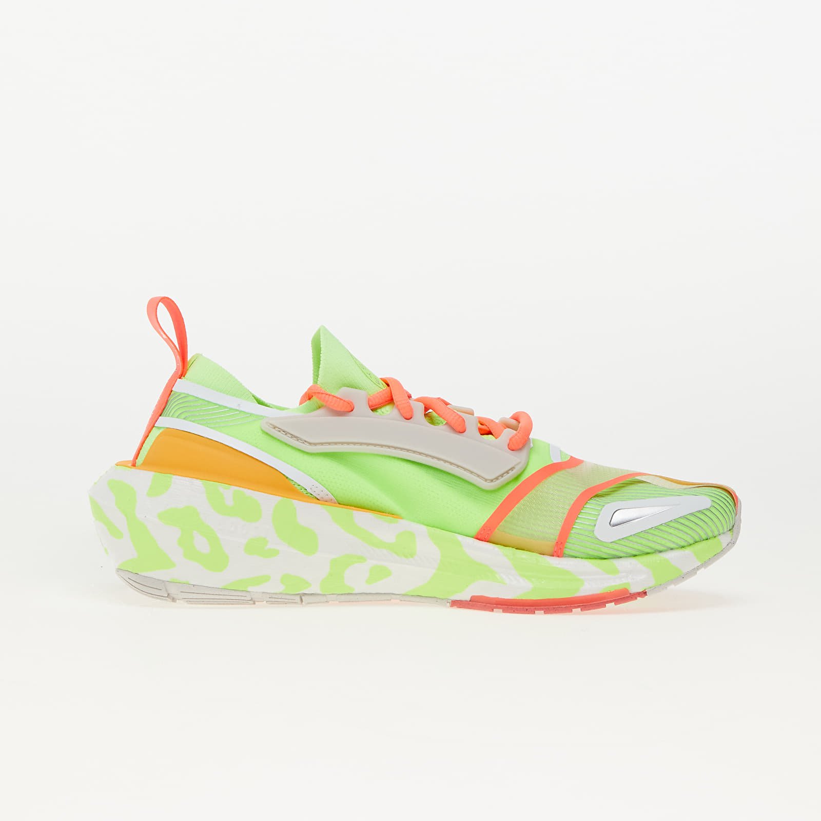 Γυναικεία παπούτσια adidas x Stella McCartney UltraBOOST 23 Signal Green/ Hazy Orange/ Turbo