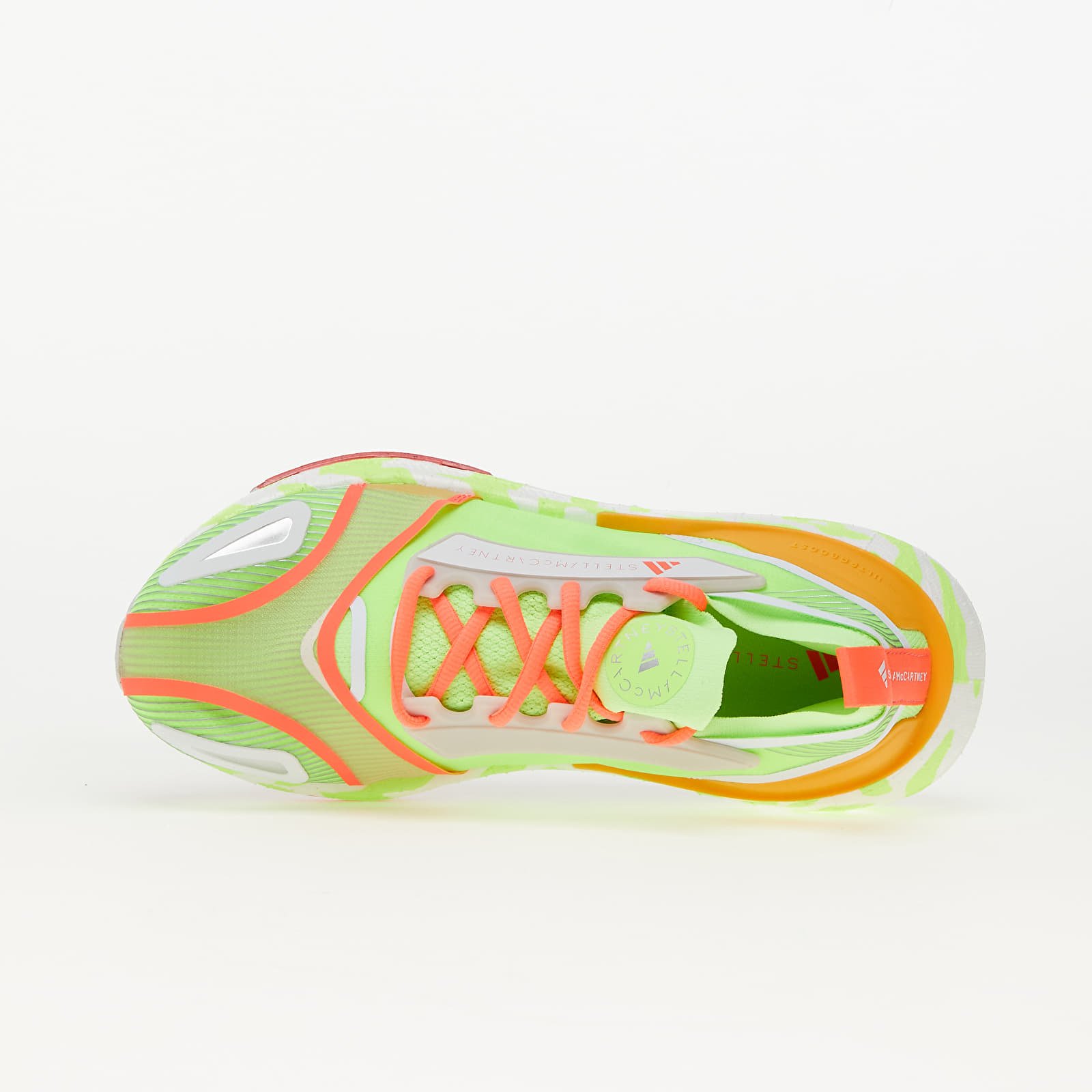 Γυναικεία παπούτσια adidas x Stella McCartney UltraBOOST 23 Signal Green/ Hazy Orange/ Turbo
