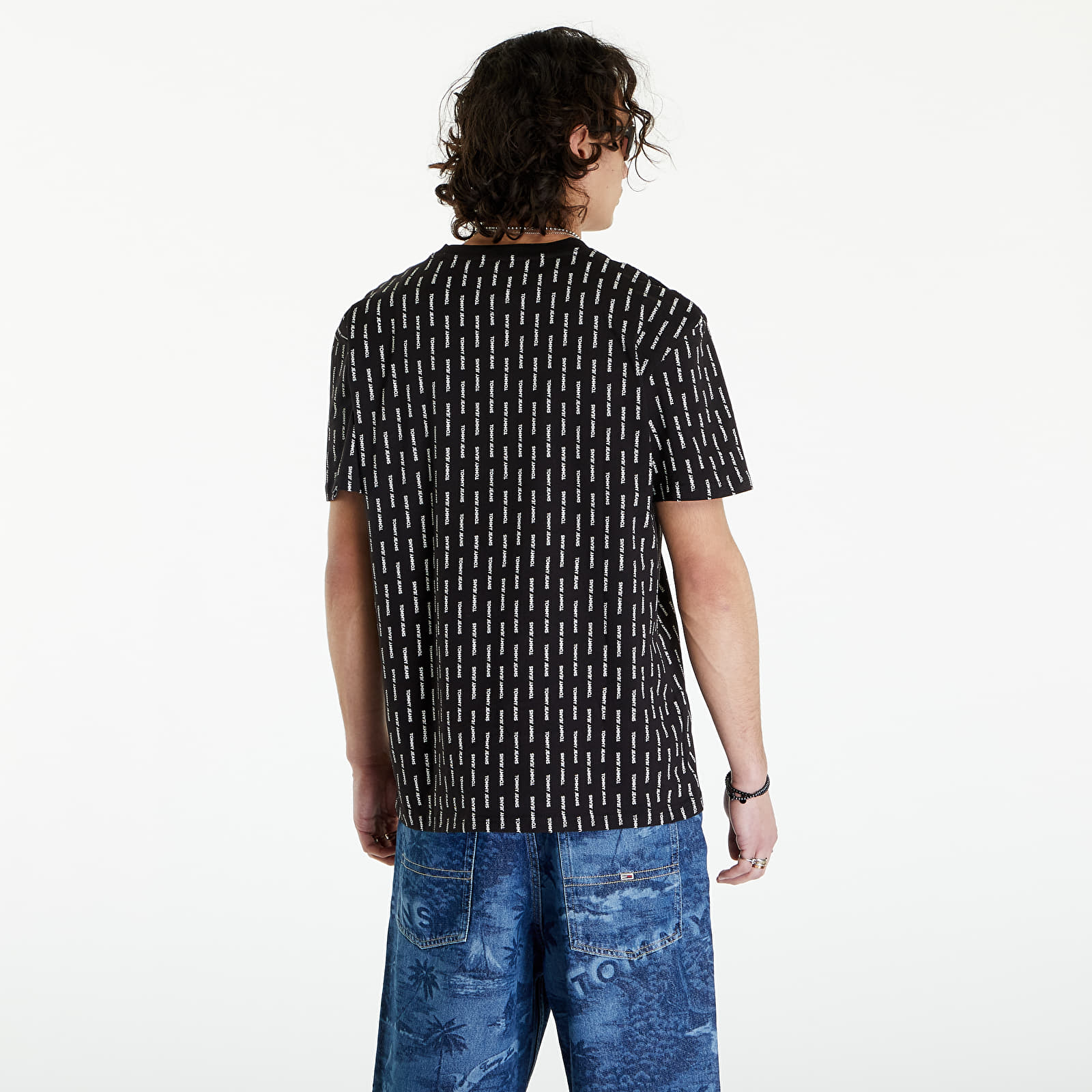 Pólók Tommy Jeans All Over Print Tape Tee Black