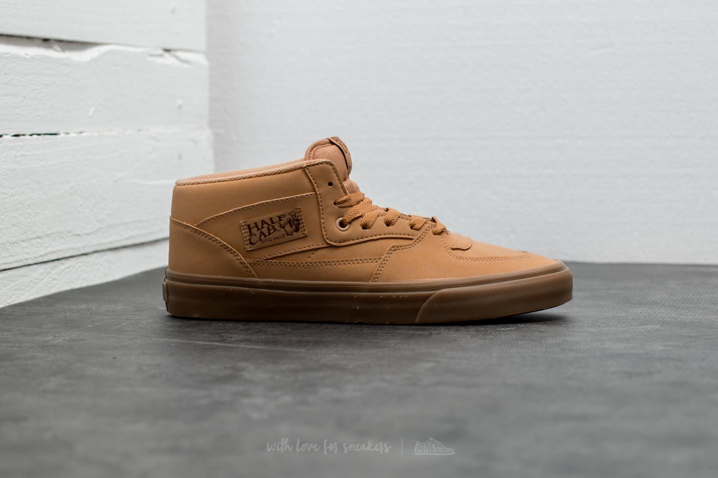 Vansbuck half cab 2025