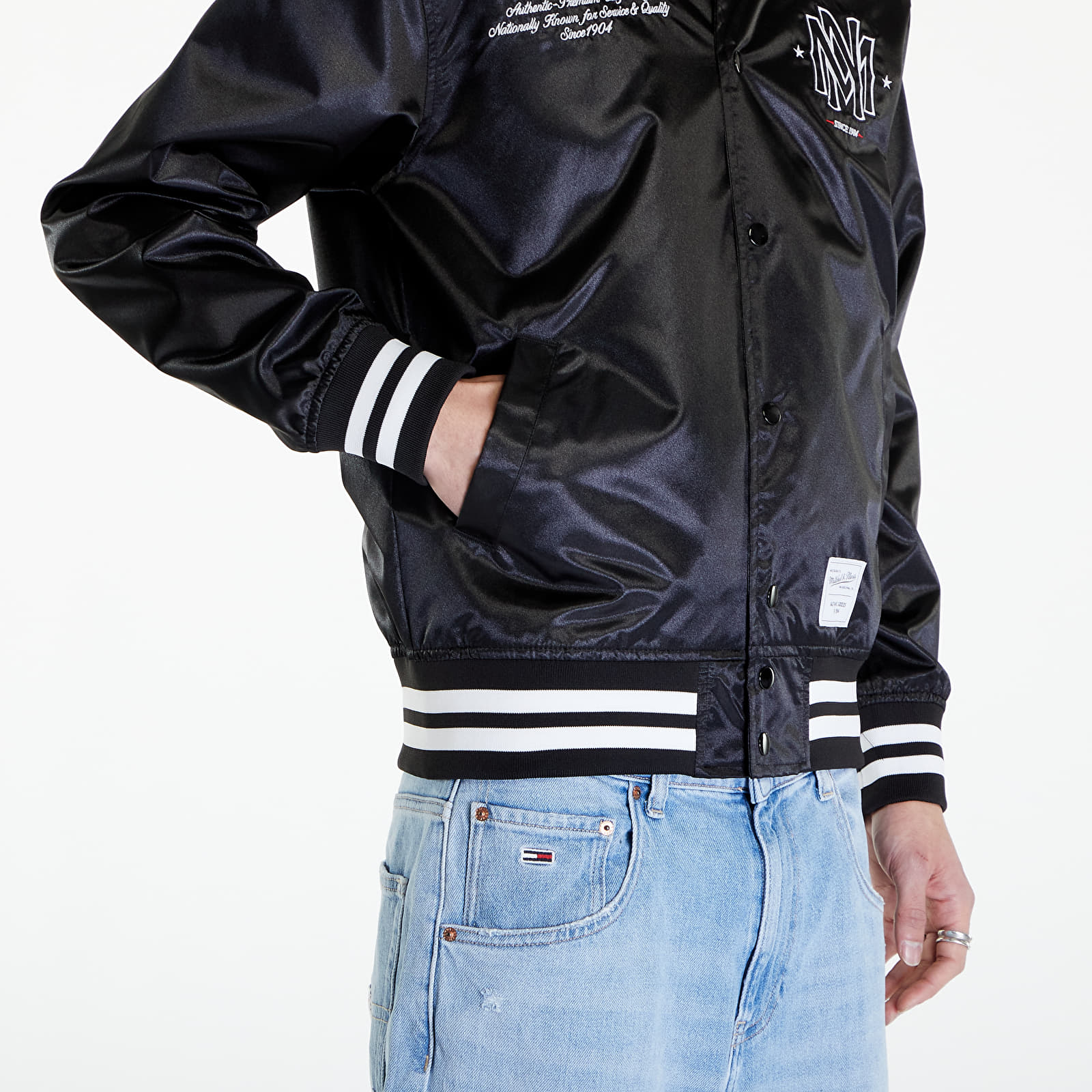 Giacche Mitchell & Ness Branded 1904 Satin Jacket Black