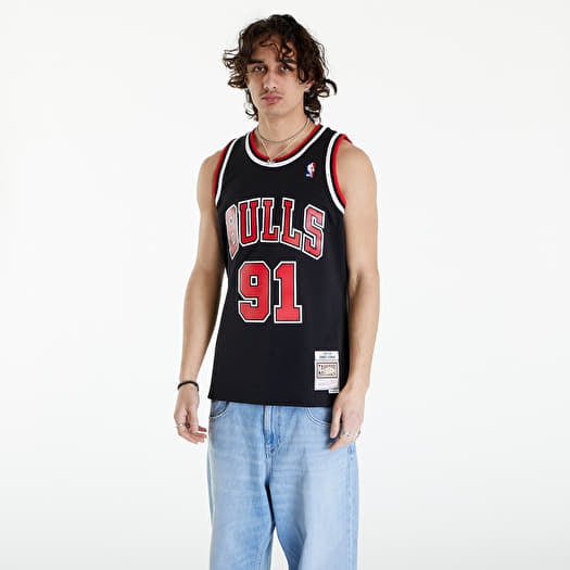 Tank top Mitchell & Ness NBA Swingman Alternate Jersey Bulls 1997 Dennis Rodman Black