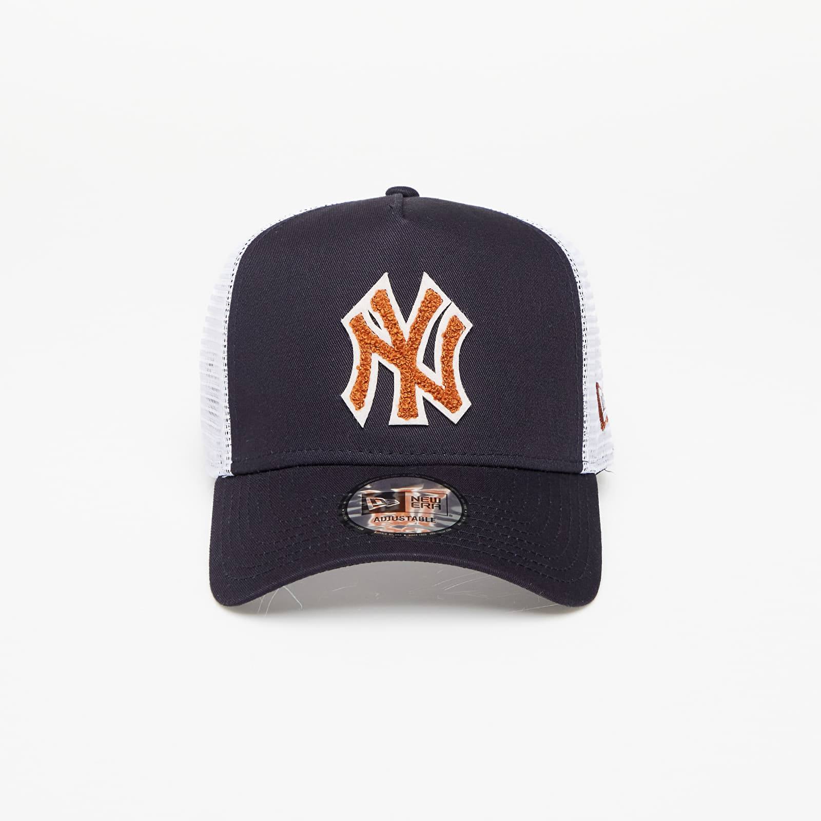 Шапки New Era New York Yankees Boucle Trucker Cap Navy/ Ebr