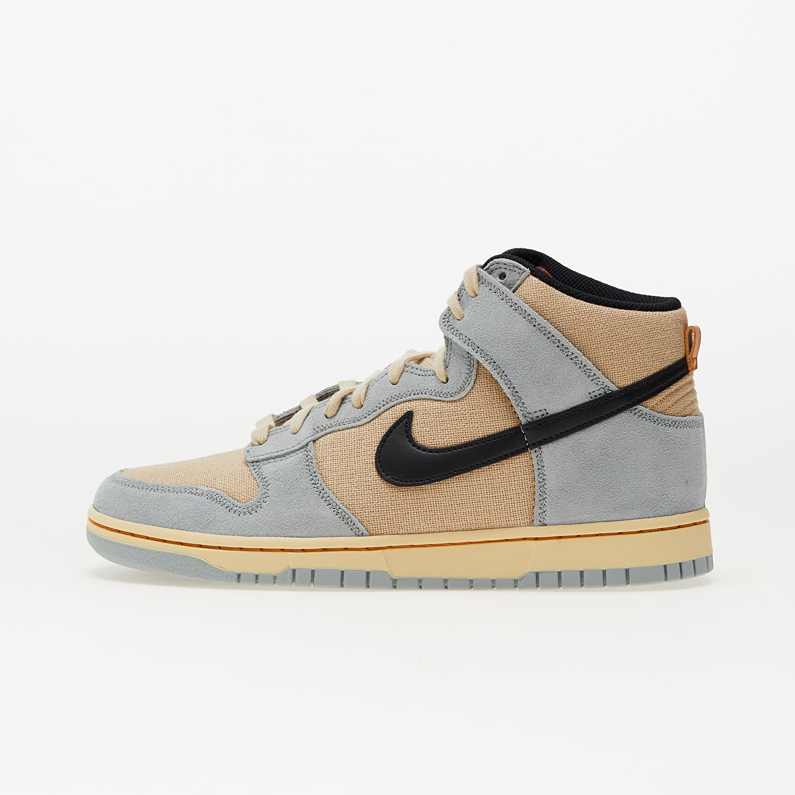 Nike Dunk Hi Retro Se