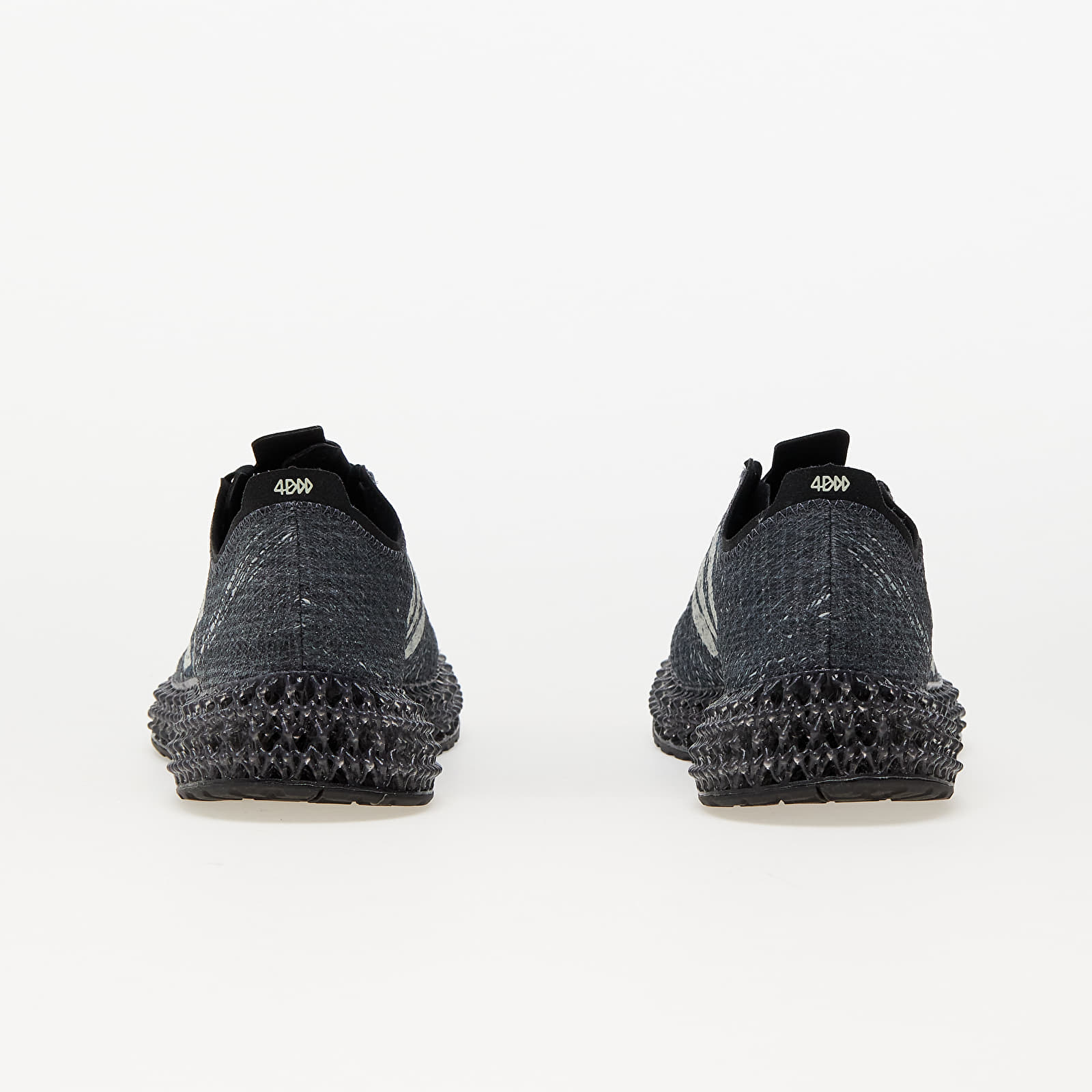 Încălțăminte și sneakerși pentru bărbați adidas 4Dfwd X Strung Core Black/ Core White/ PRLOIN