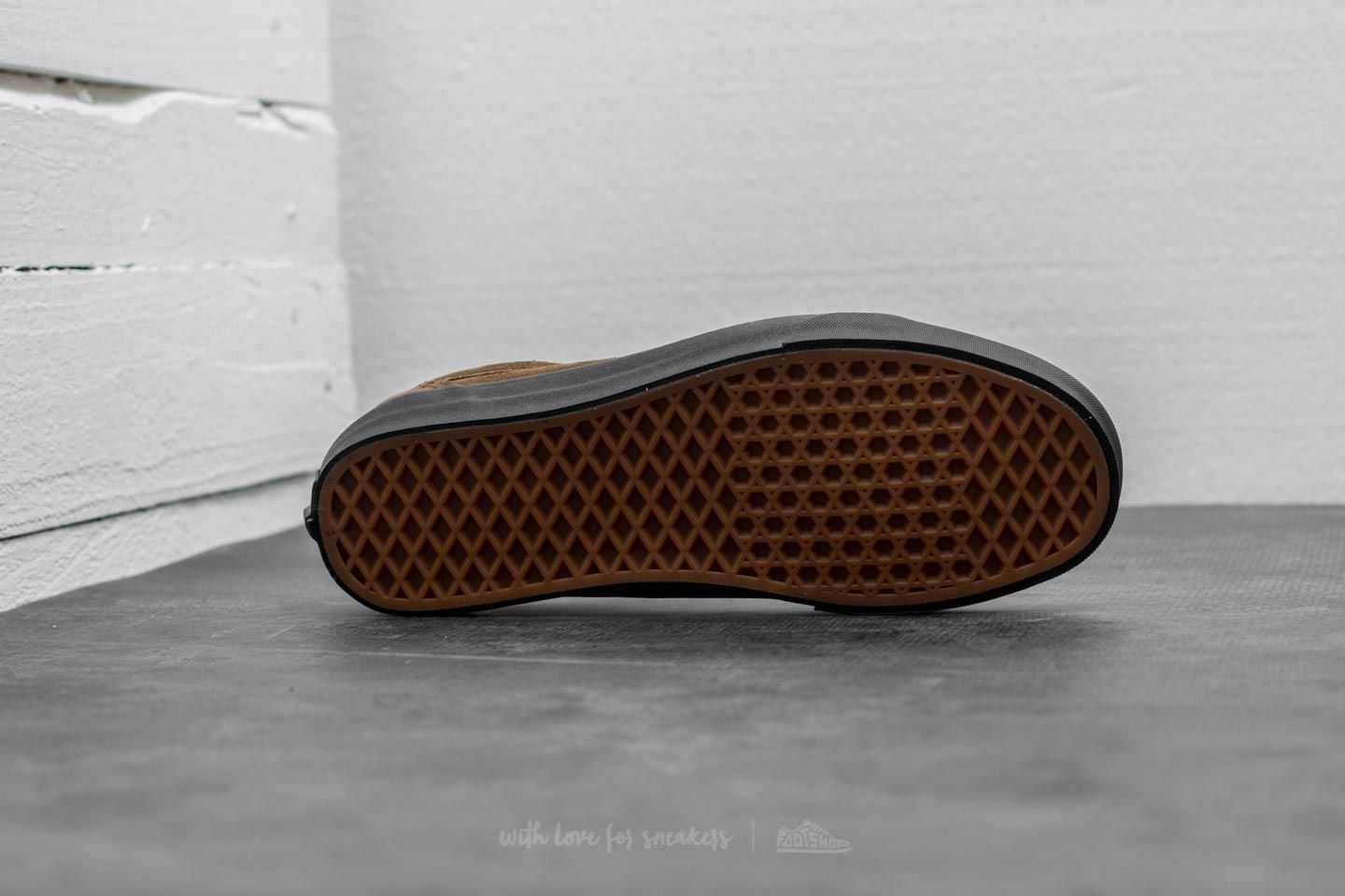 Încălțăminte și sneakerși pentru bărbați Vans Old Skool (Suede) Teak/ Black