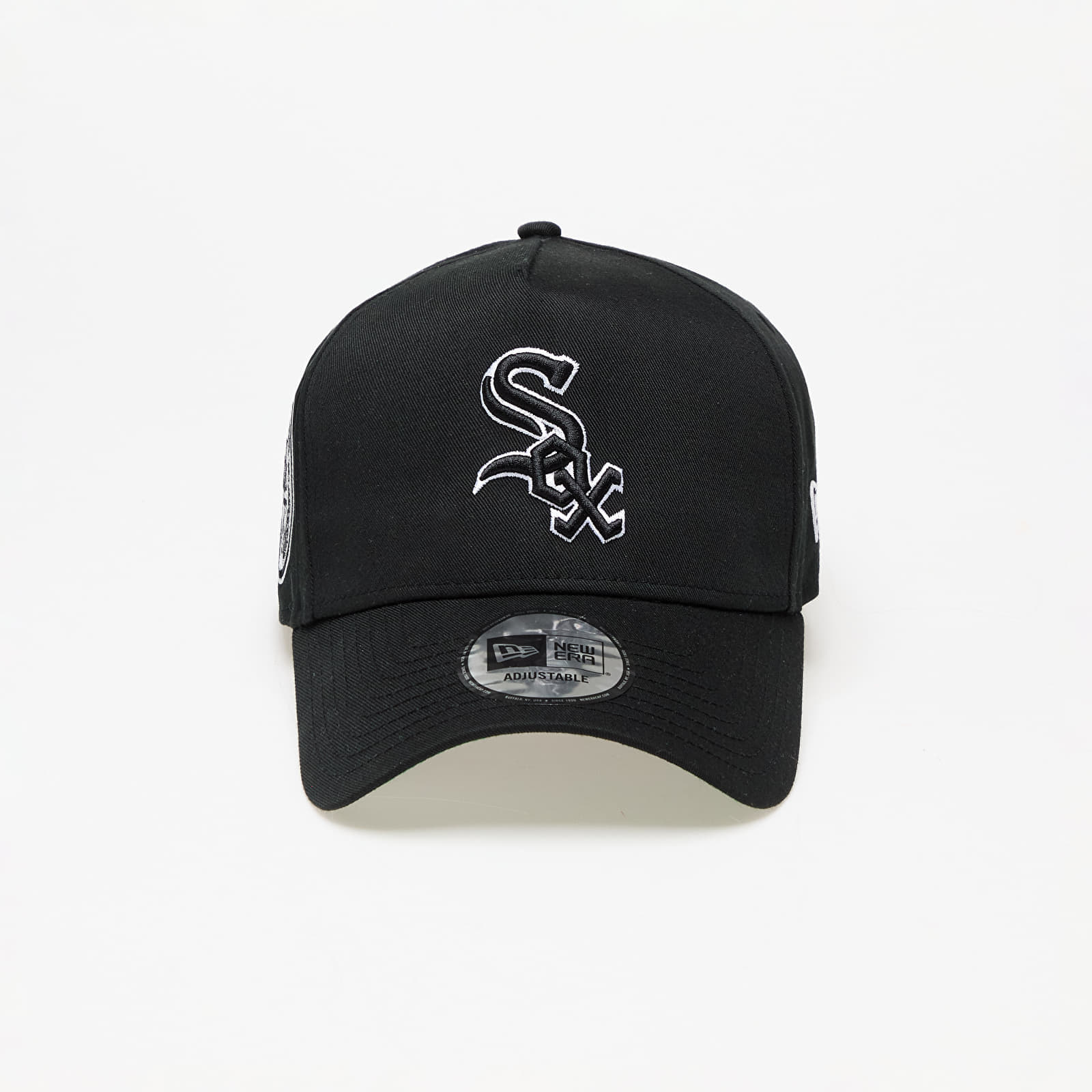 Шапки New Era Chicago White Sox World Series Patch 9FORTY E-Frame Adjustable Cap Black/ Kelly Green